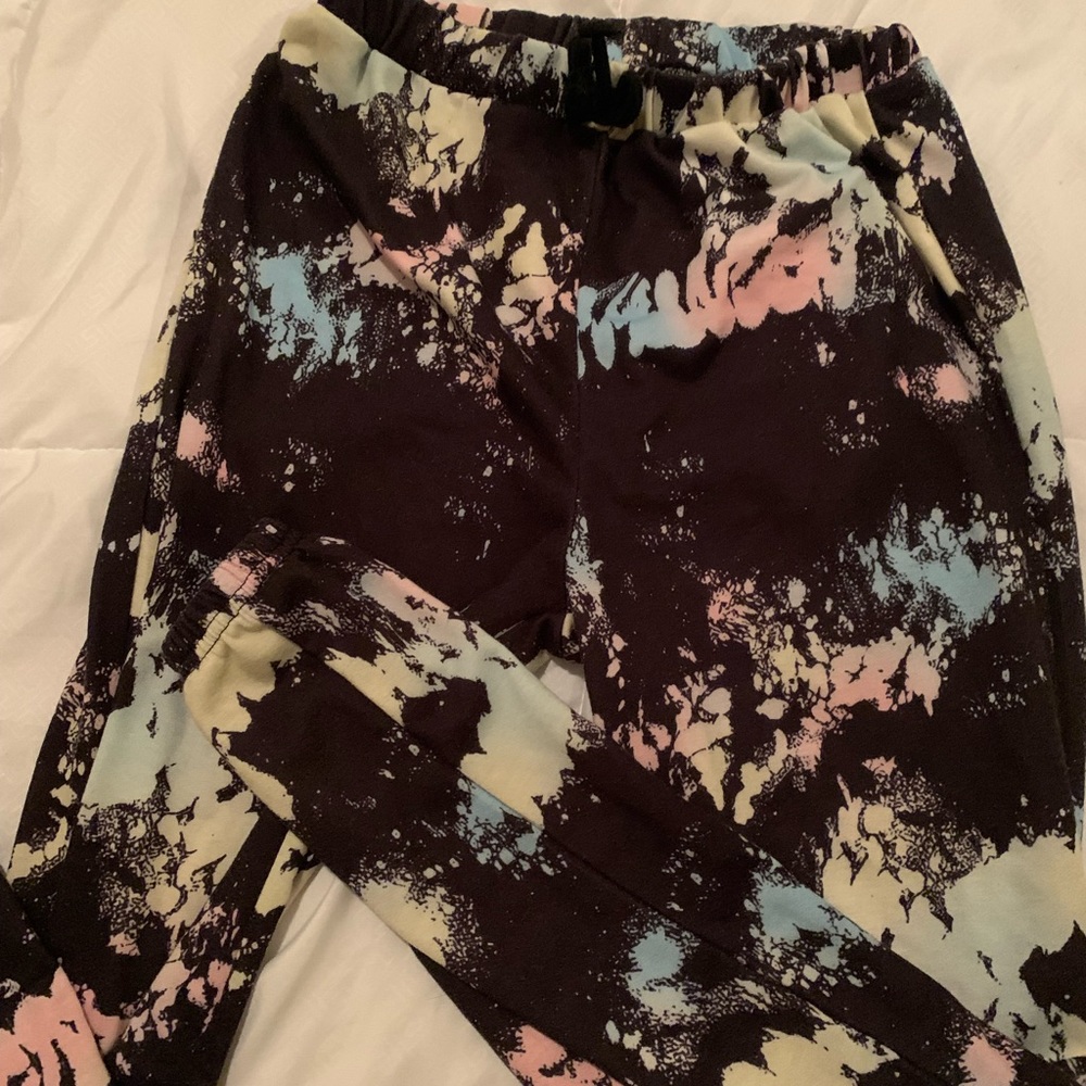 Sweat pants